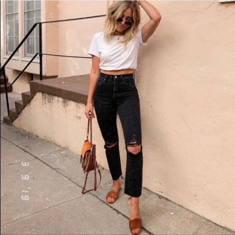 ABERCROMBIE distressed high rise mom jeans